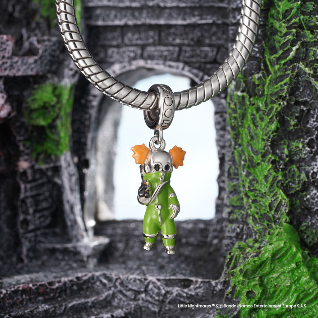 Gnoce Little Nightmares Alone with Wrench Pendant Dangle Charm_3