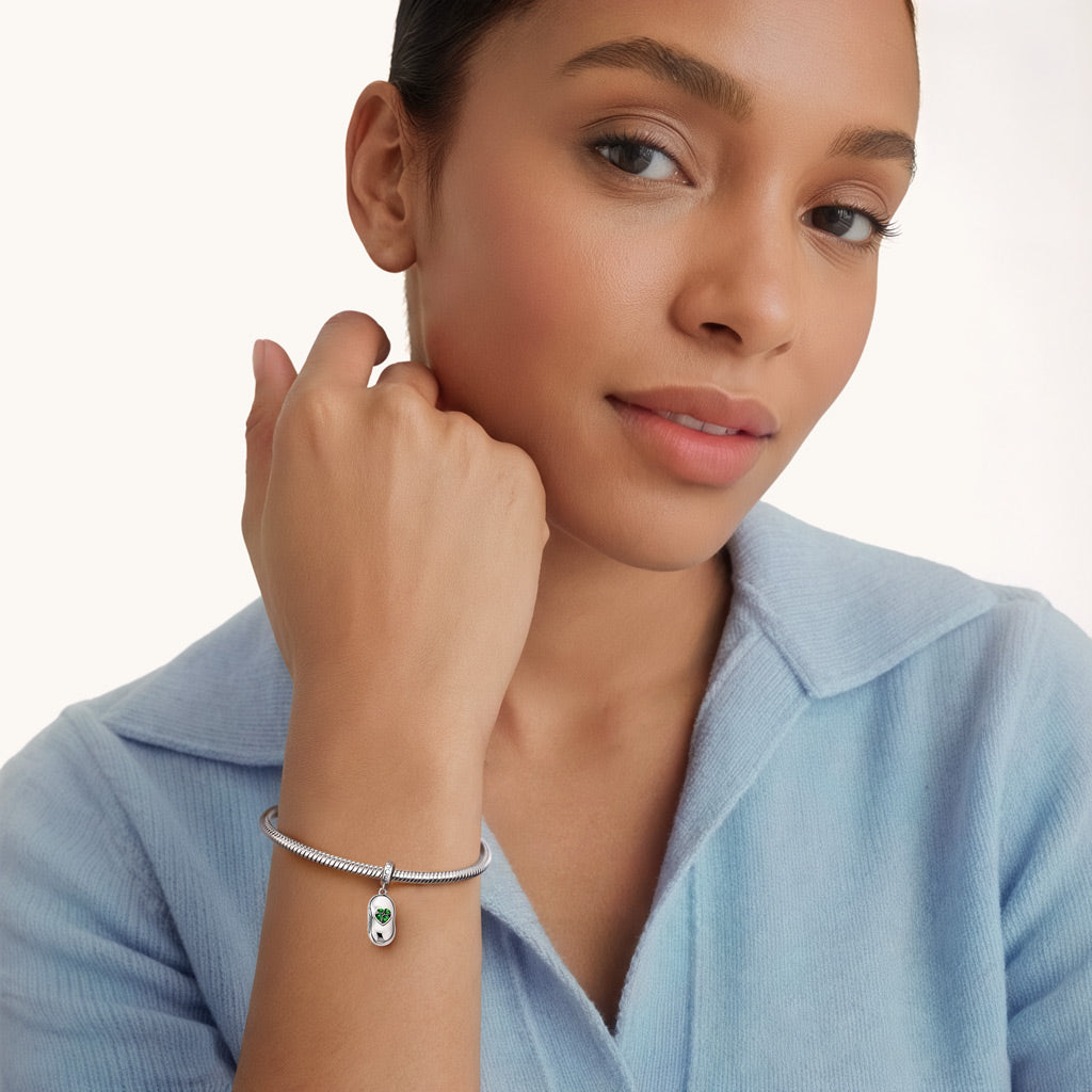 Gnoce Glow-in-the-Dark Lucky Clover Bean Pod Engravable Pendant Dangle Charm_4