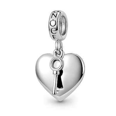 Engravable Heart & Key Pendant