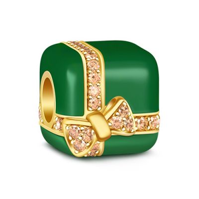 Christmas Cannot Leave the Presents And Nothing is Better Than A Delicate Gift For Yourself
